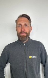 Morgan Strömberg, Lagersäljare