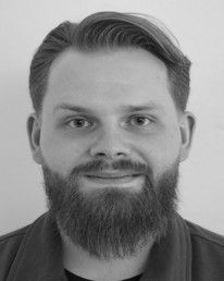 Robin McKenzie, Säljchef