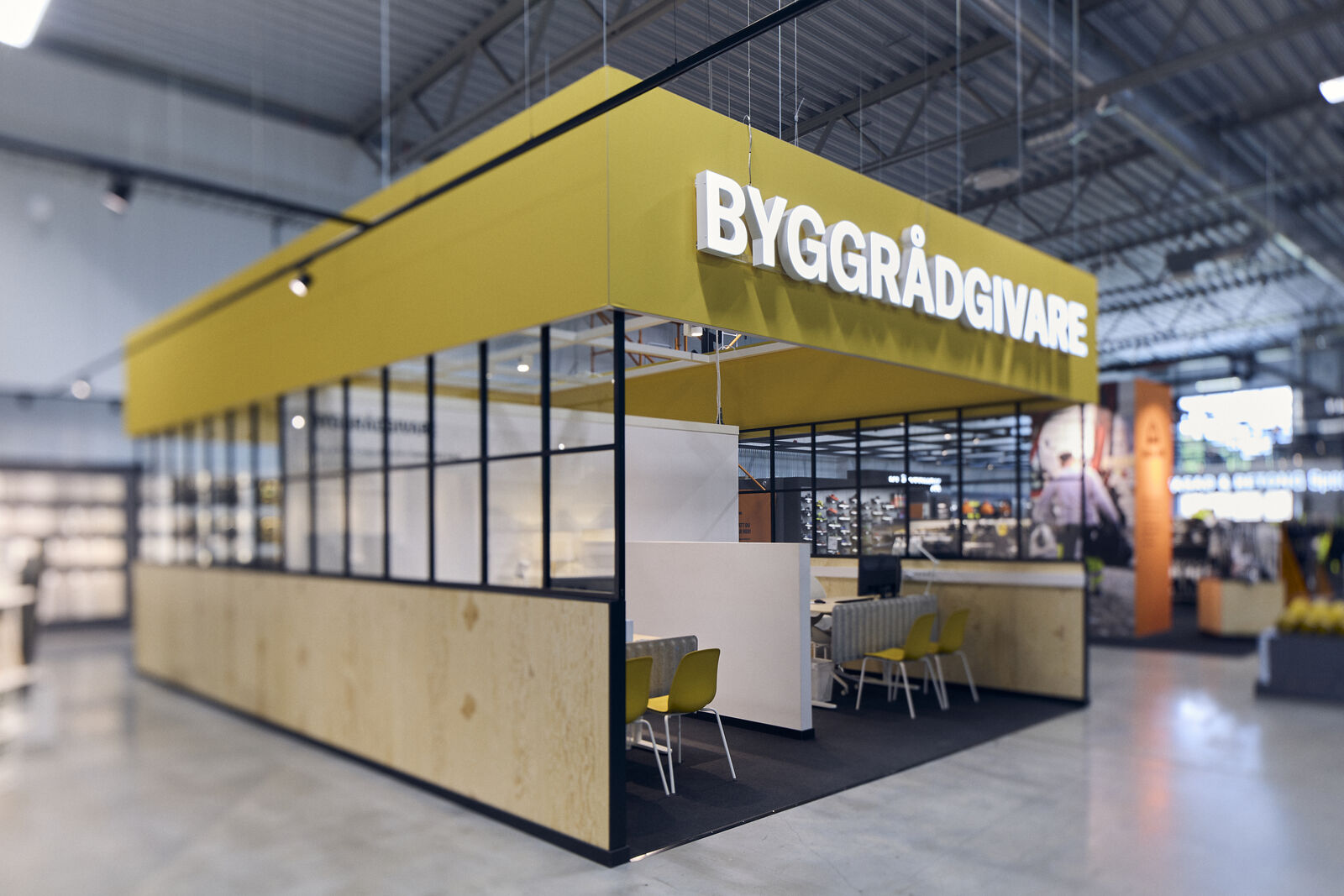 Byggrådgivningsavdelning på ett Beijer Byggvaruhus.